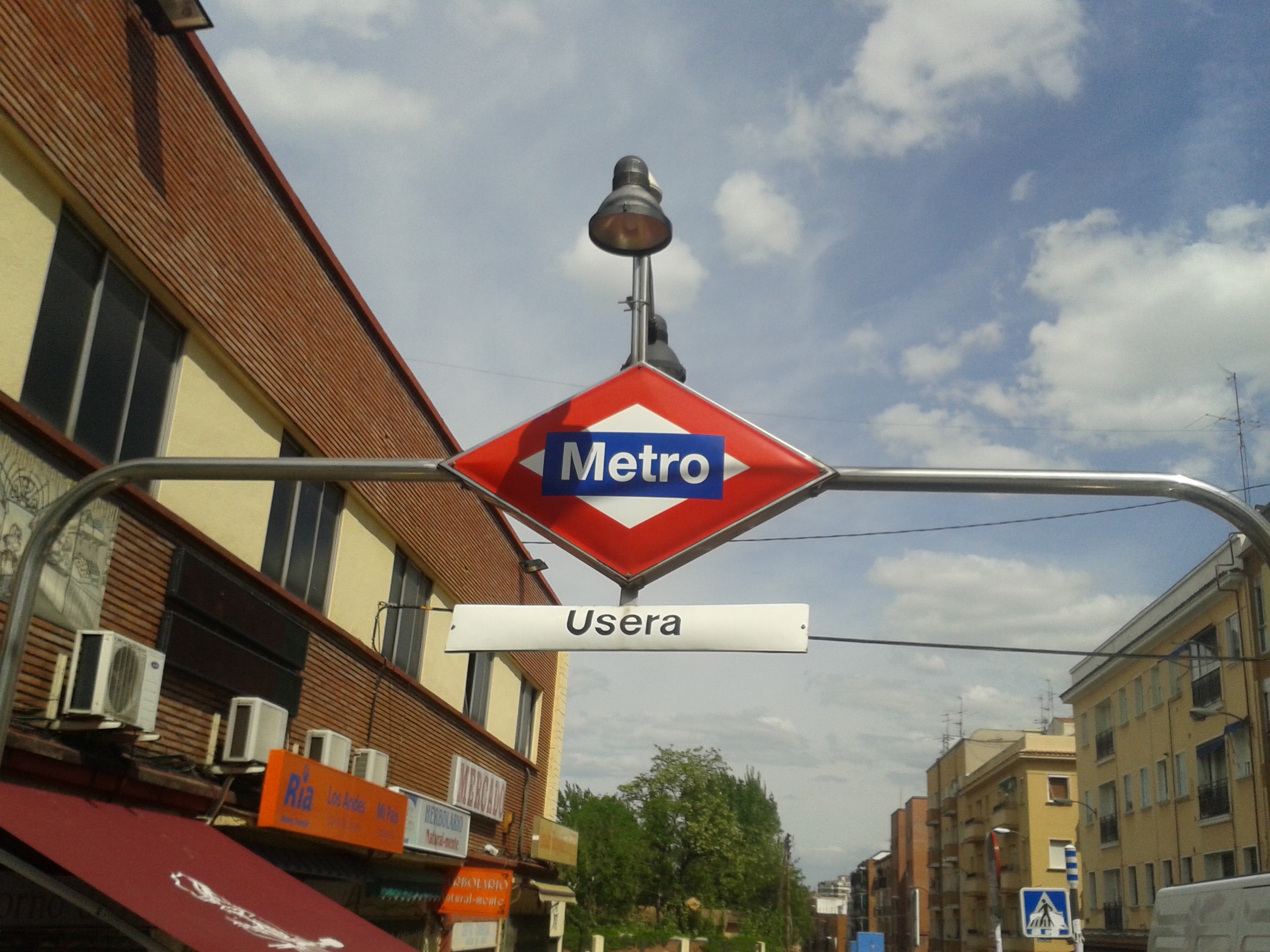 Metro de Usera